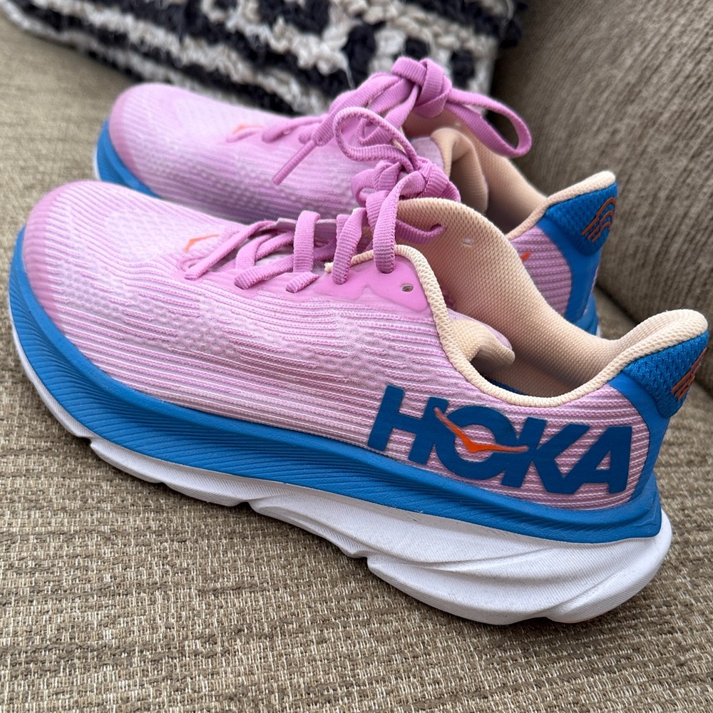 Hoka Clifton 9 Running Shoes in  Pink and Blue